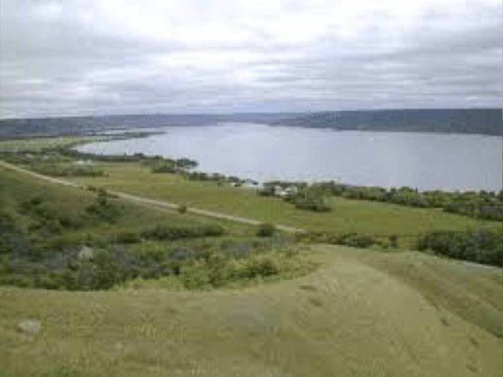 Round Lake